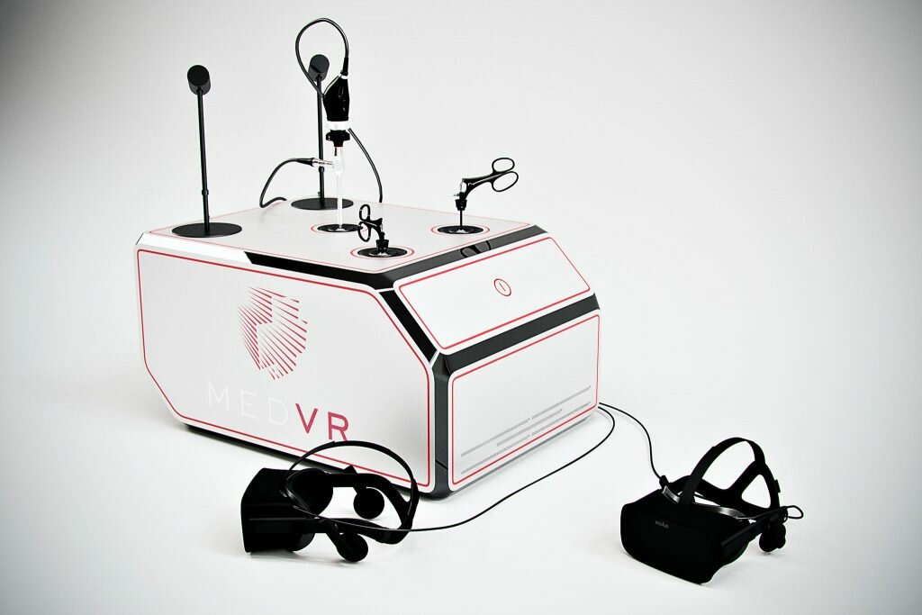 Медицинский обучающий тренажёр в виртуальной реальности